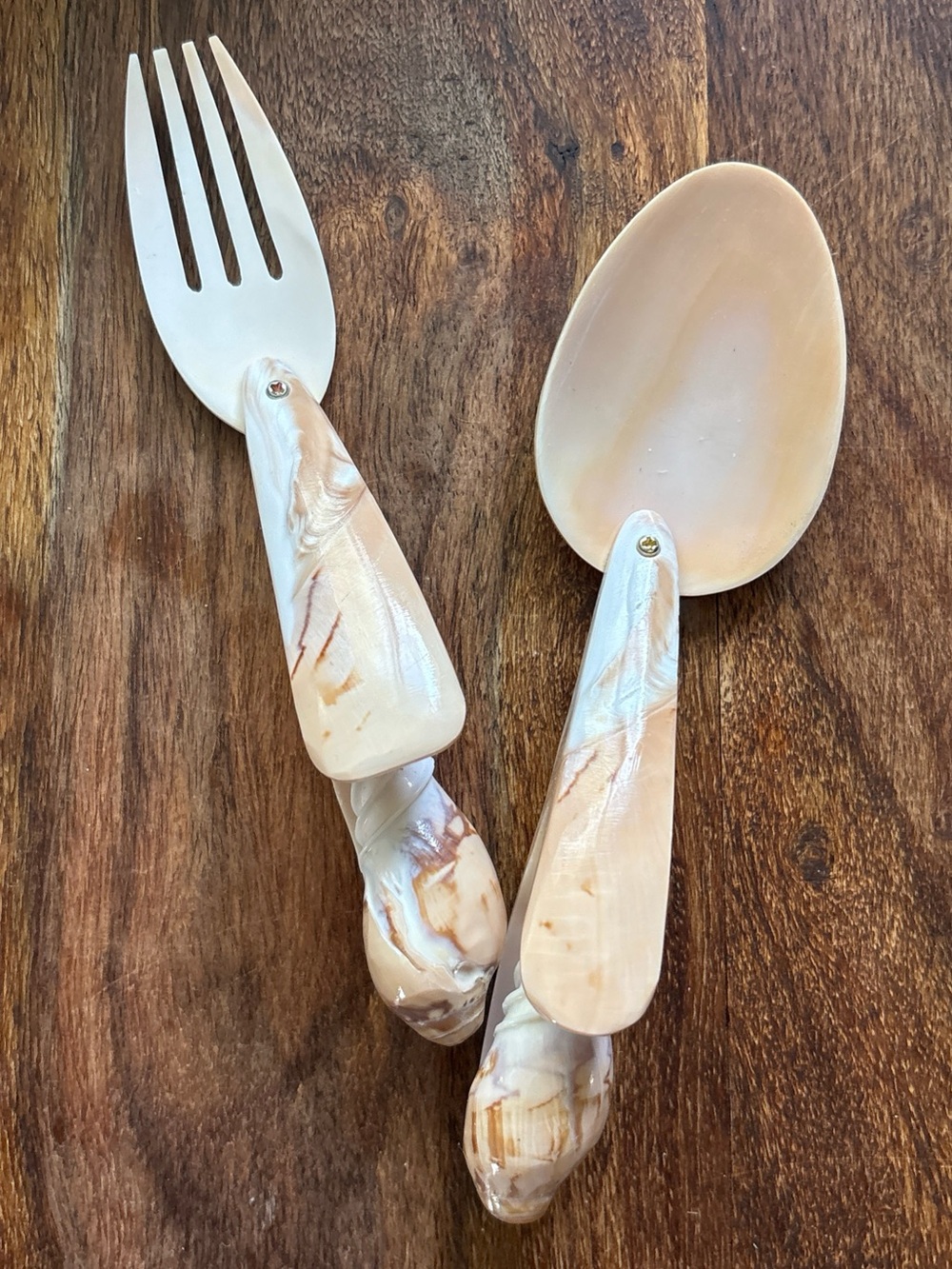 Beautiful and unique fork & spoon hand carved conch sea shell - Picture 3 of 12